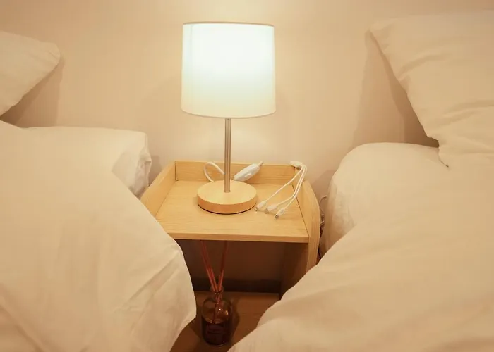 New Allure - Mapo Stn 10min Hongdae Stn 20min #massage Chair #netflix #purifier V